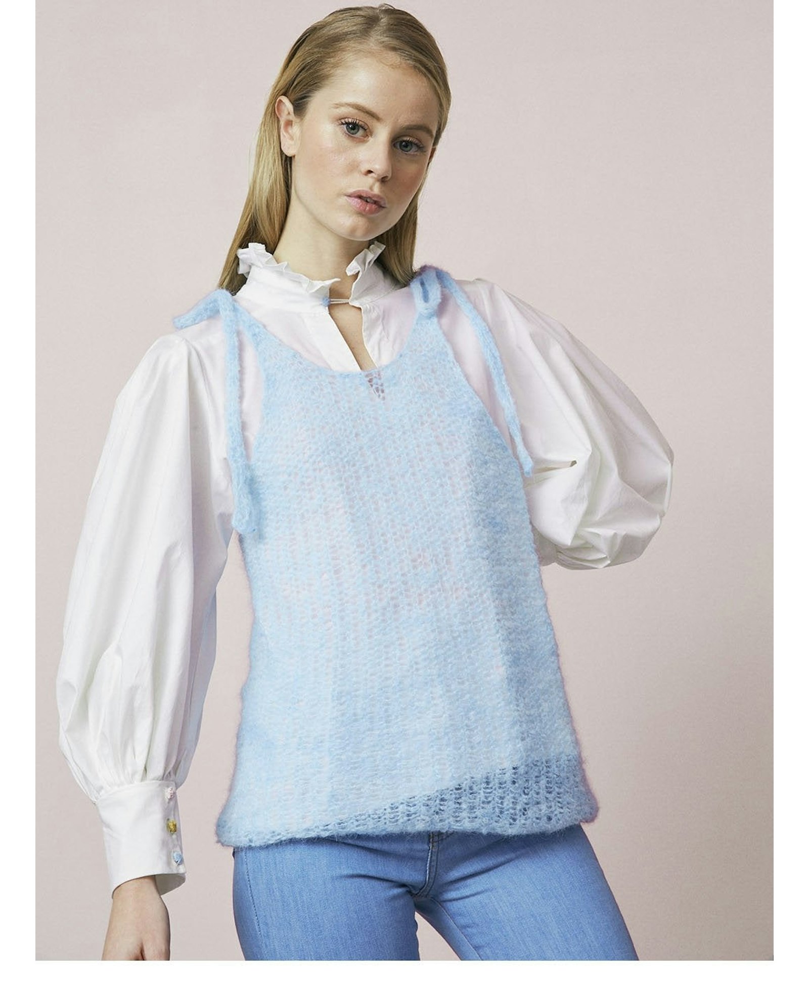 TIRI top made by AYNI