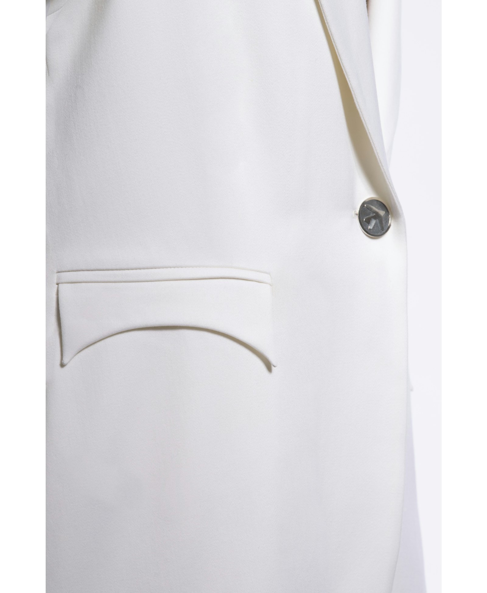 White Dream Oversized Jacket in White made by Vestiaire d'un Oiseau Libre