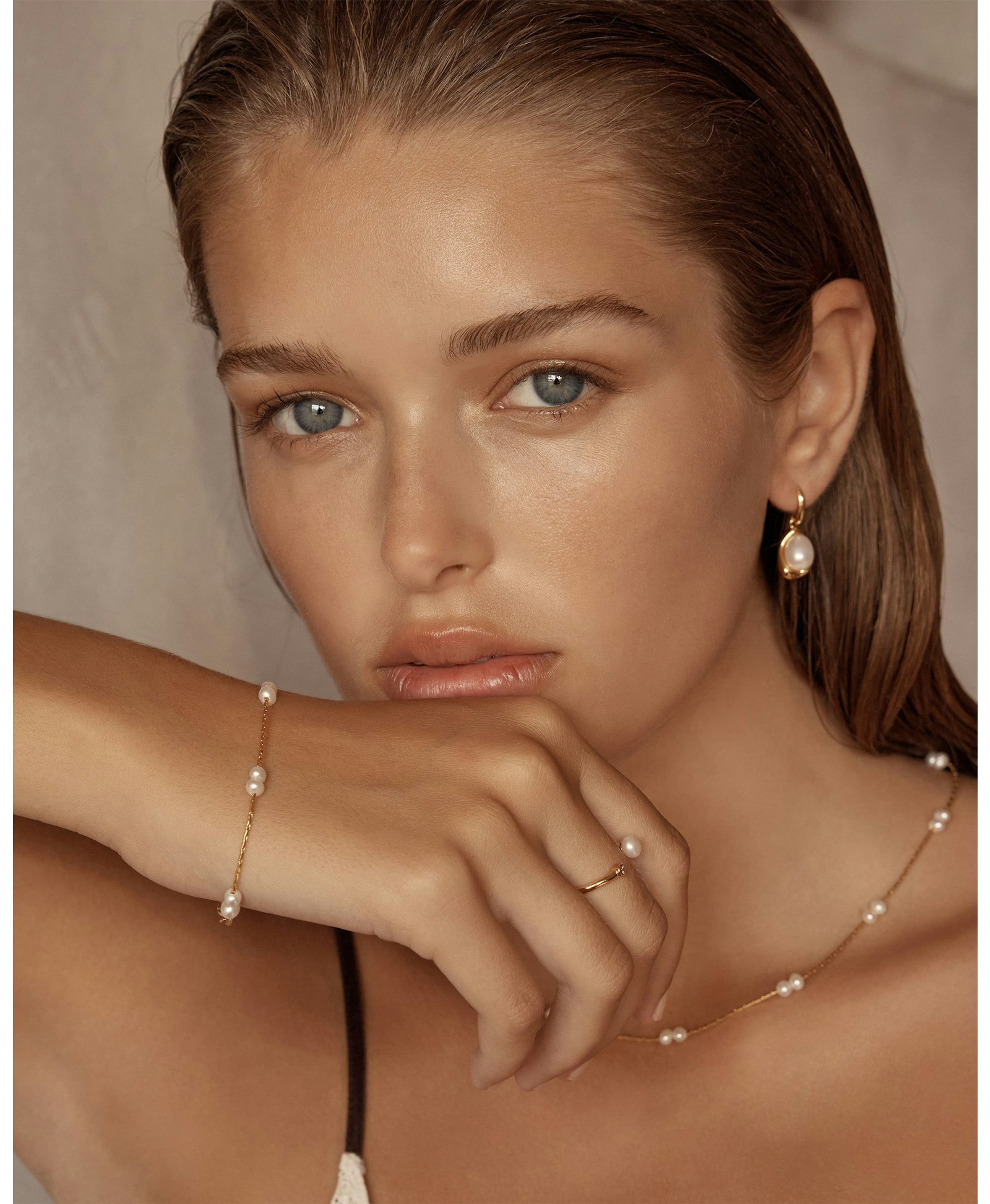 Dottie Bracelet made by Amber Sceats